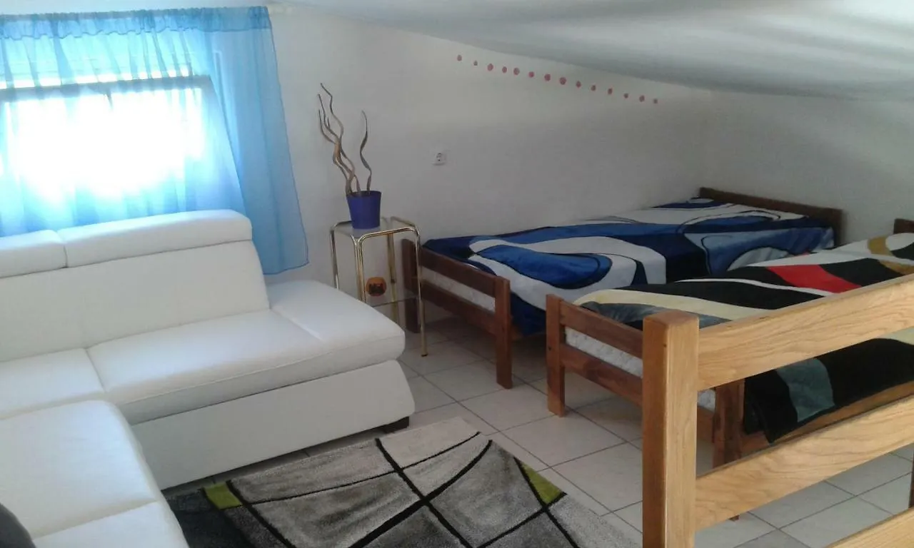 Apartment Apartmani Marija Starigrad Paklenica